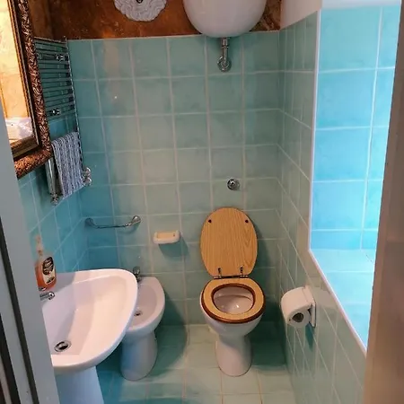 Di Stanza 9km Dal Mare. Appartement