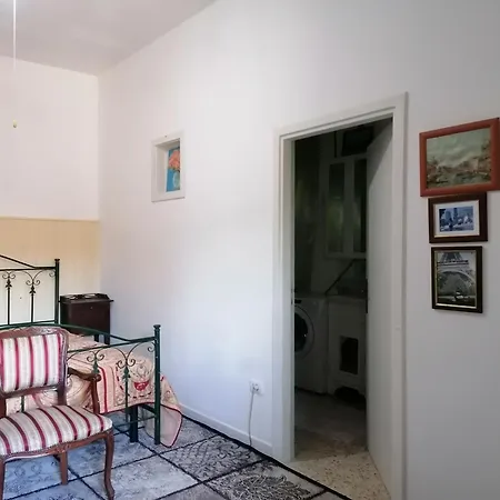 Appartement Di Stanza 9km Dal Mare. Santa Domenica Talao